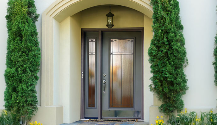 Well maintained fiberglass door in a house in Pittsburgh