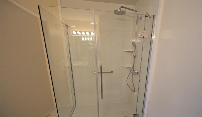 Walk in shower