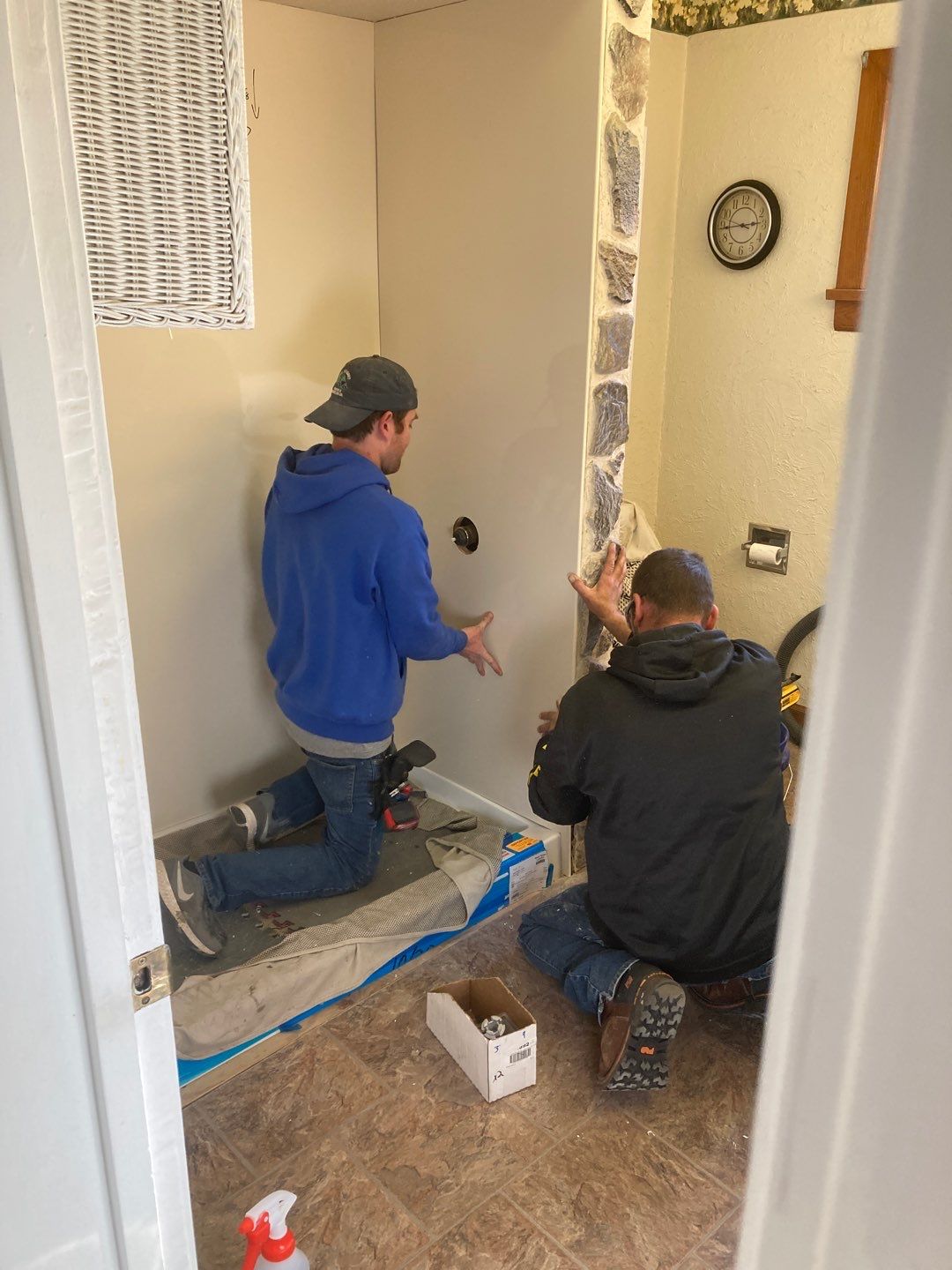 Installers working on Tub-to-Shower Conversion in Greensburg 