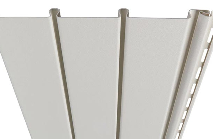 White Mastic Ventura™ vinyl siding panel for exterior walls